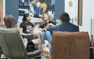 Cheers koffiecorner studenten CHE 1